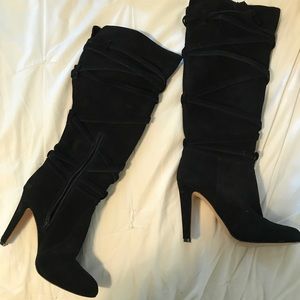 Vince Camuto heeled black suede boot 6.5